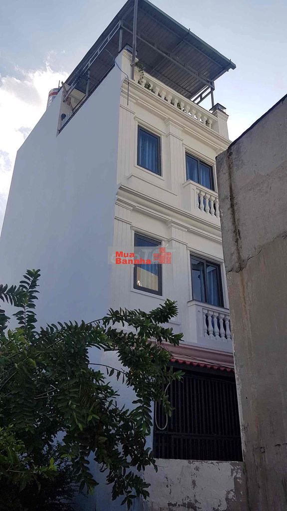 chính chủ cần bán nhà 9/13/10 đường 51