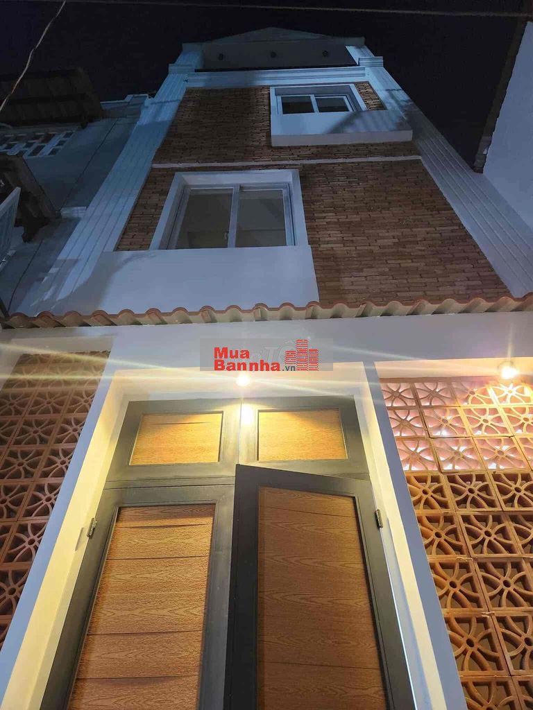 NHÀ MỚI ĐẸP SÁT Q1 - KHÁNH HỘI - PHƯỜNG 4 QUẬN 4 - BTCT 4 TẦNG - 40M2