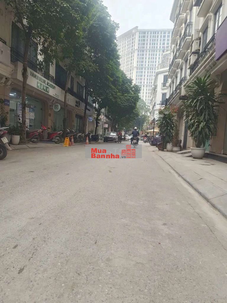 Tôi cần bán nhà LK lô góc Five Star Mỹ Đình Đình Thôn,5tầng thang máy