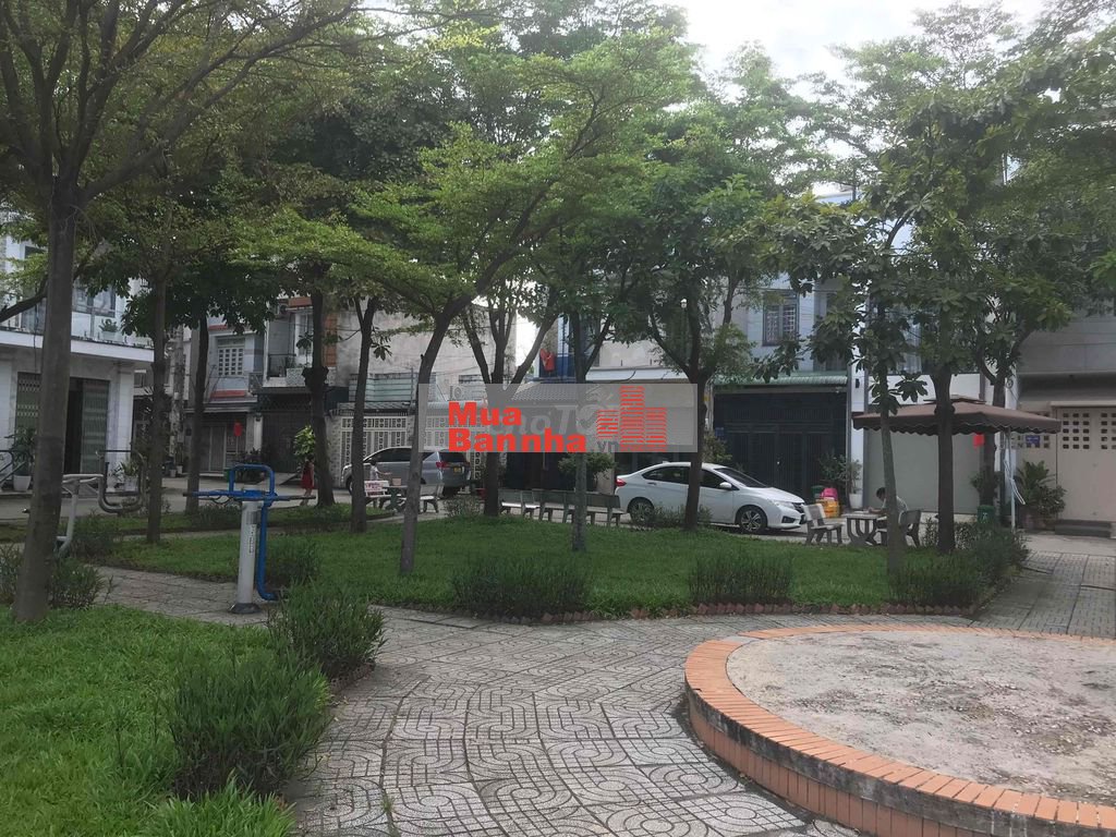 Nhà sổ hồng riêng