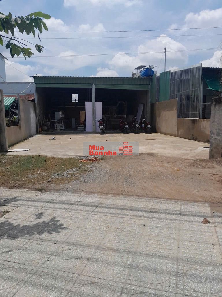 Bán xưởng Mặt tiền đường nhựa, HÓC MÔN