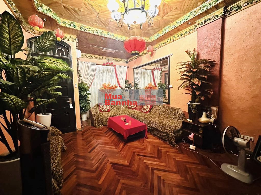 TRẦN QUỐC HOÀN 50/60M2 – 6 TẦNG – GARA – Ô TÔ – 22 TỶ