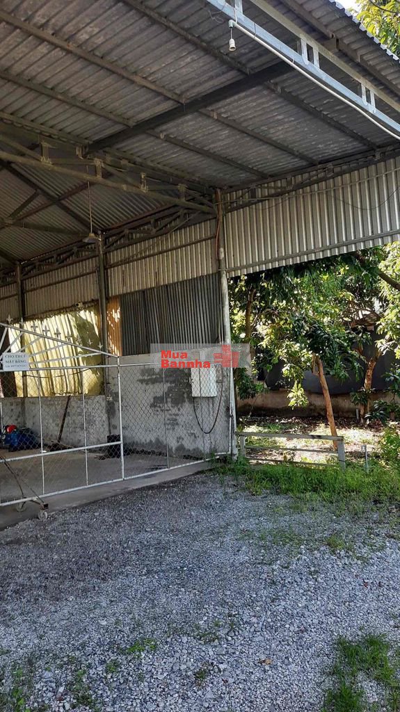 Cần bán nhà xưởng + đất rộng, thuận tiện kinh doanh