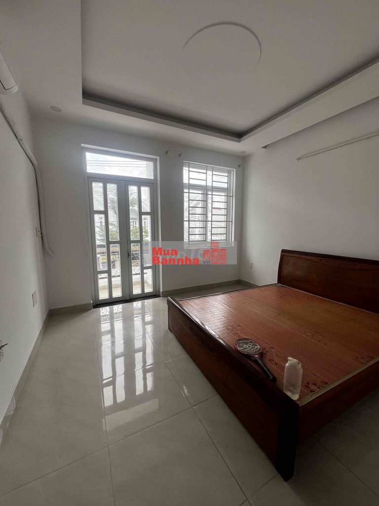 Bán nhà mặt tiền Thạnh Lộc 41 Trệt 2 lầu 4PN sổ riêng