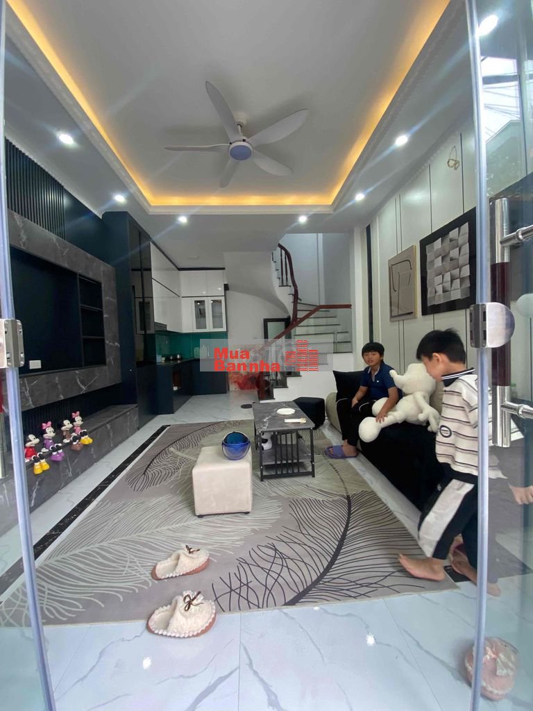 CHỈ 8,2 TỶ – NHÀ ĐẸP TH