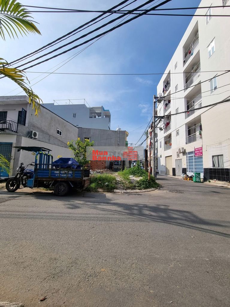 Bán đất 9.5 x 13.5m đường Tô Hiệu quận Tân Phú