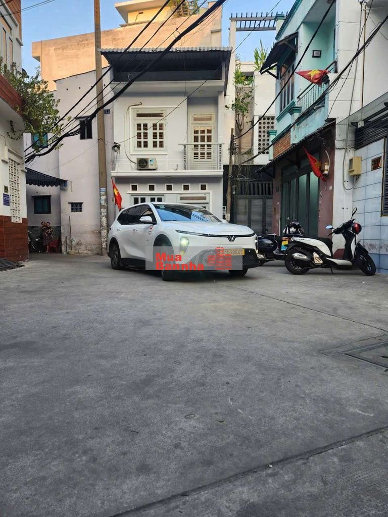 Nhà đẹp 2 tầng, HXH Nguyễn Quý Anh, 30m2 - chỉ 3 tỷ 280tr bán gấp.