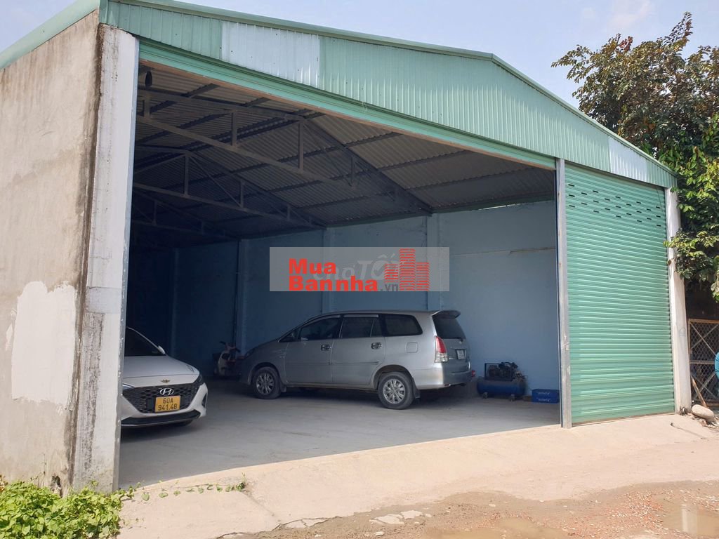 Bán nhà xưởng 10x22, đường xe tải, gần chợ Đức Lập, Đức Hoà - Long An