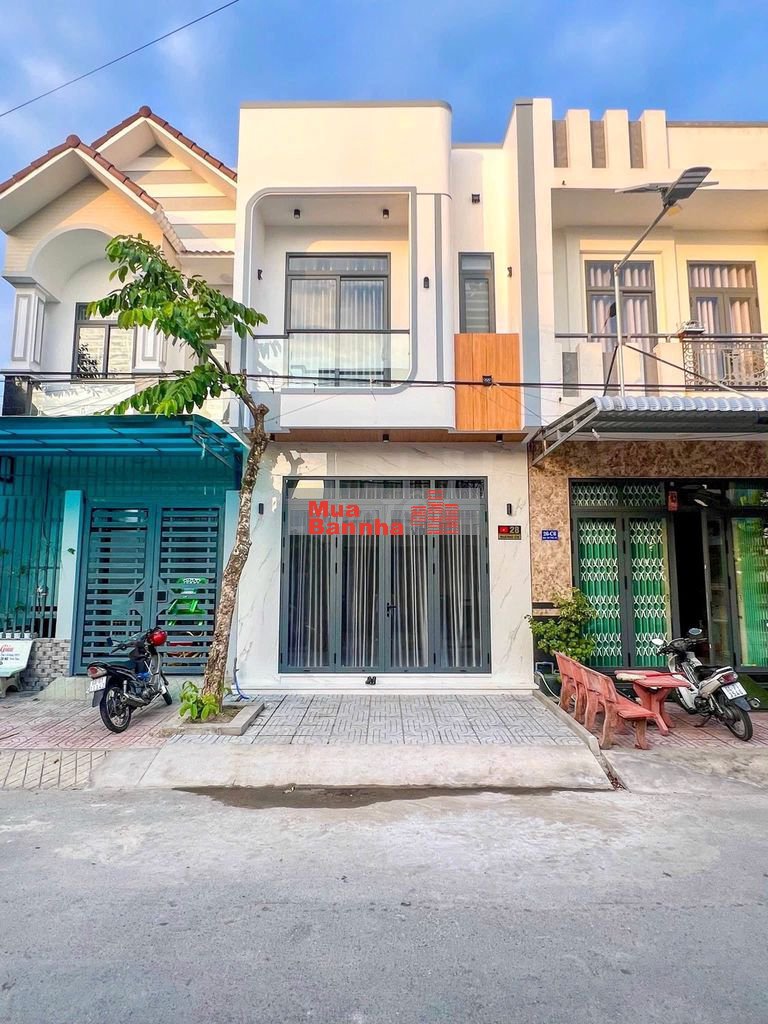 Nhà Ngộp tại Tân Uyên giá 2ty050 thiết kế 3 phòng ngủ