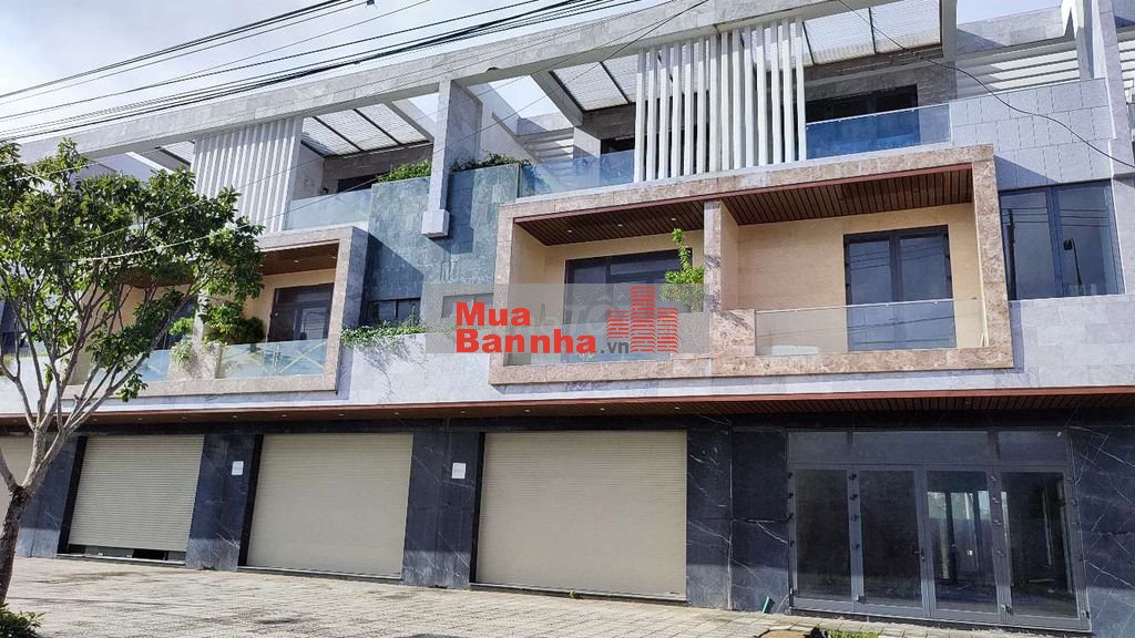 Bán Nhà 2 Mặt Tiền Đg Ngay Sông Hàn, TT Đà Nẵng Rẻ