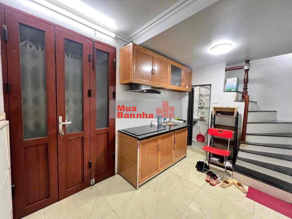 Bán nhà Bình Tân, Chiến Lược DTSD 40m2, 2 tầng,2 Pn, 2 tỷ 7