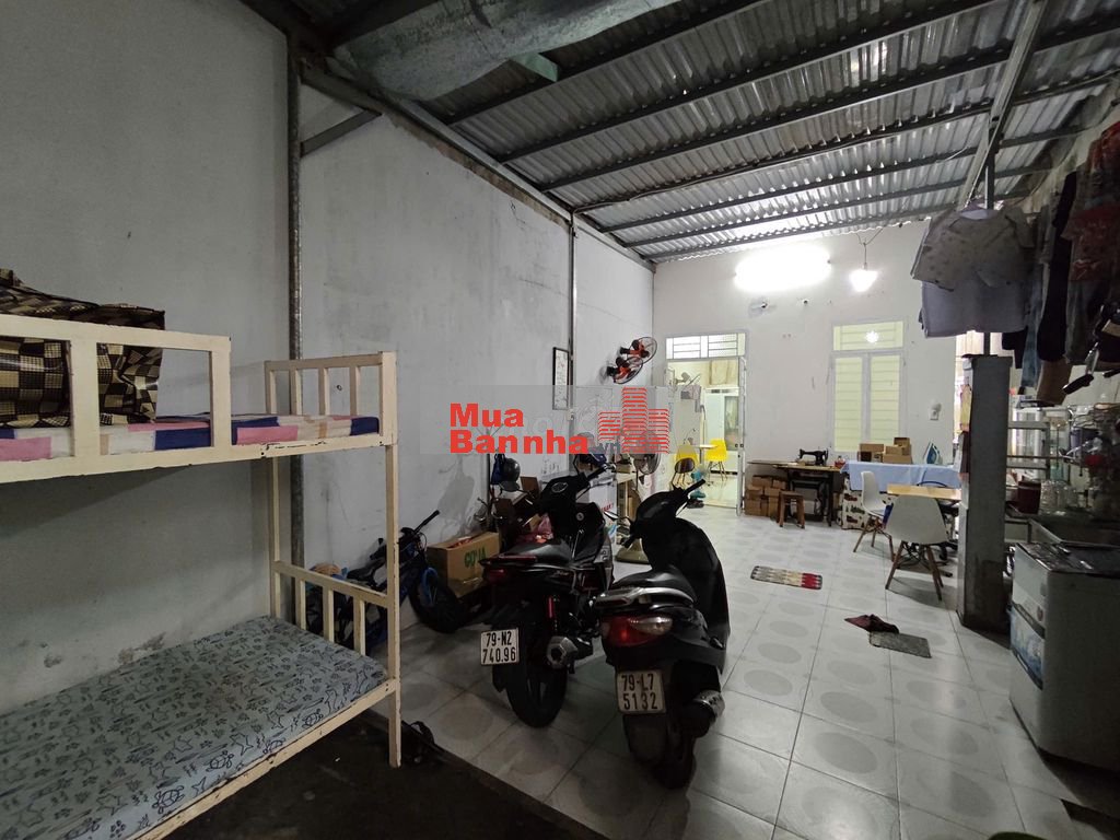 BÁN NHÀ CẤP 4 – ĐƯỜNG PHƯỚC LONG, NHA TRANG