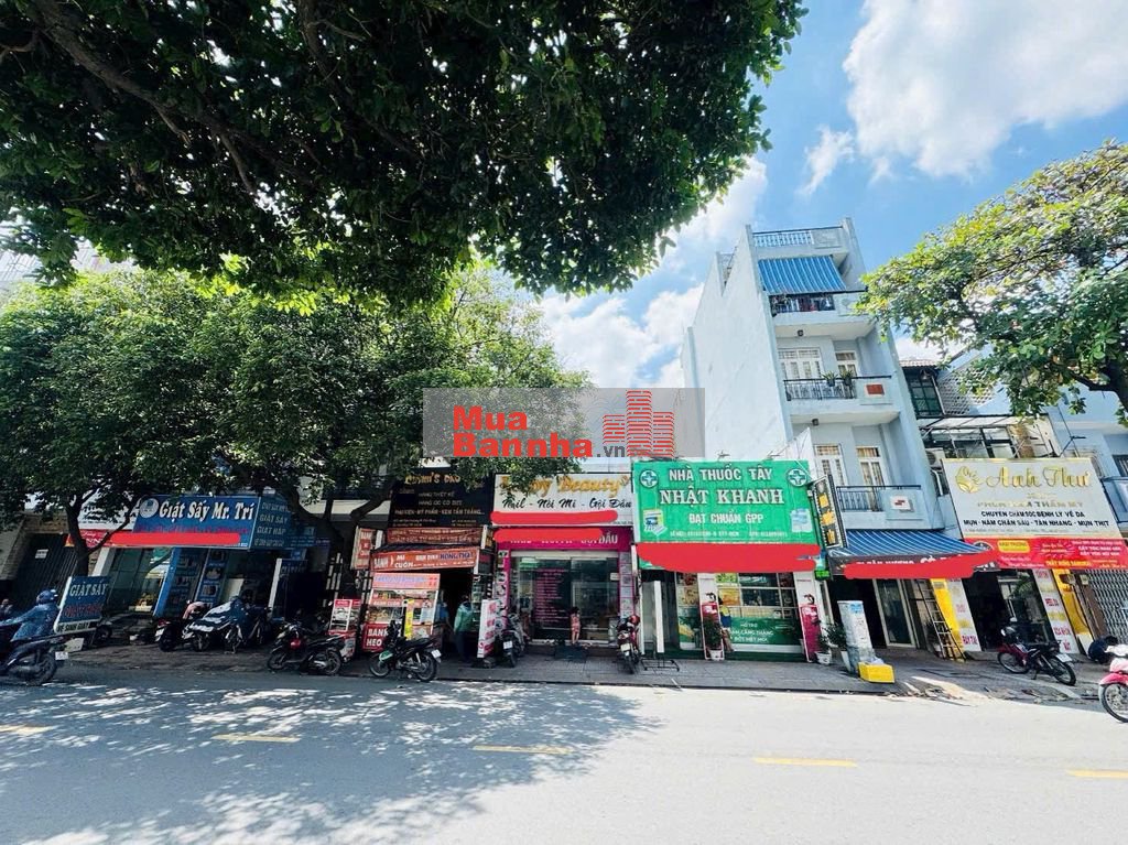 MTKD Đường Thạch Lam dt 4.1x18.5m, đang cho thuê, Gía 11.5 tỷ TL