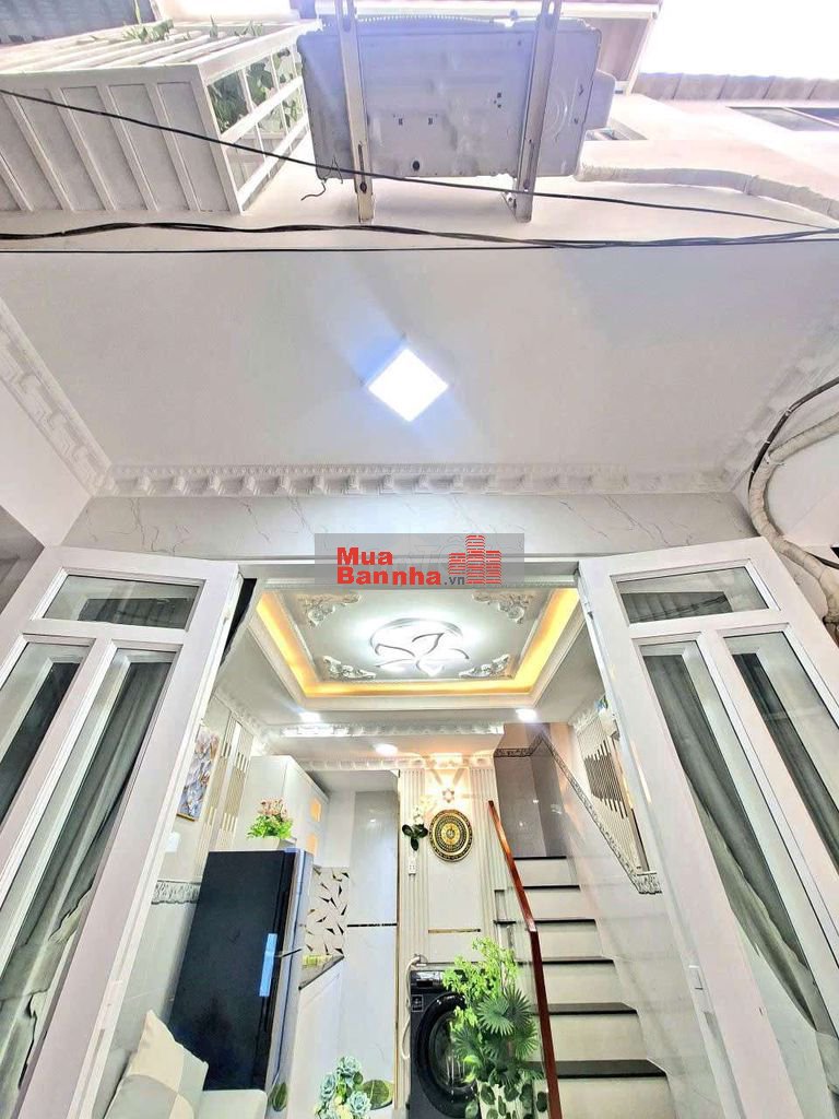 Nhà đẹp Cần bán có sổ hồng gần quận 4 Huỳnh Tấn Phát