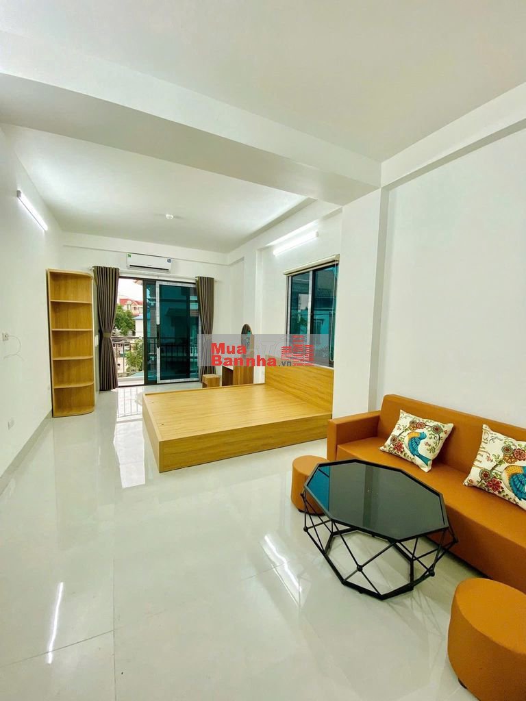 CCMN gần Học viện Tài chính DT 50m² x 6 tầng, dòng tiền 500tr/năm