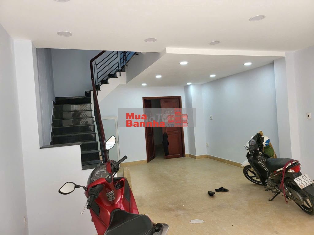 Nhà HXH đường Lý Thường Kiệt Q.10 DT:5mx15m 4 tầng