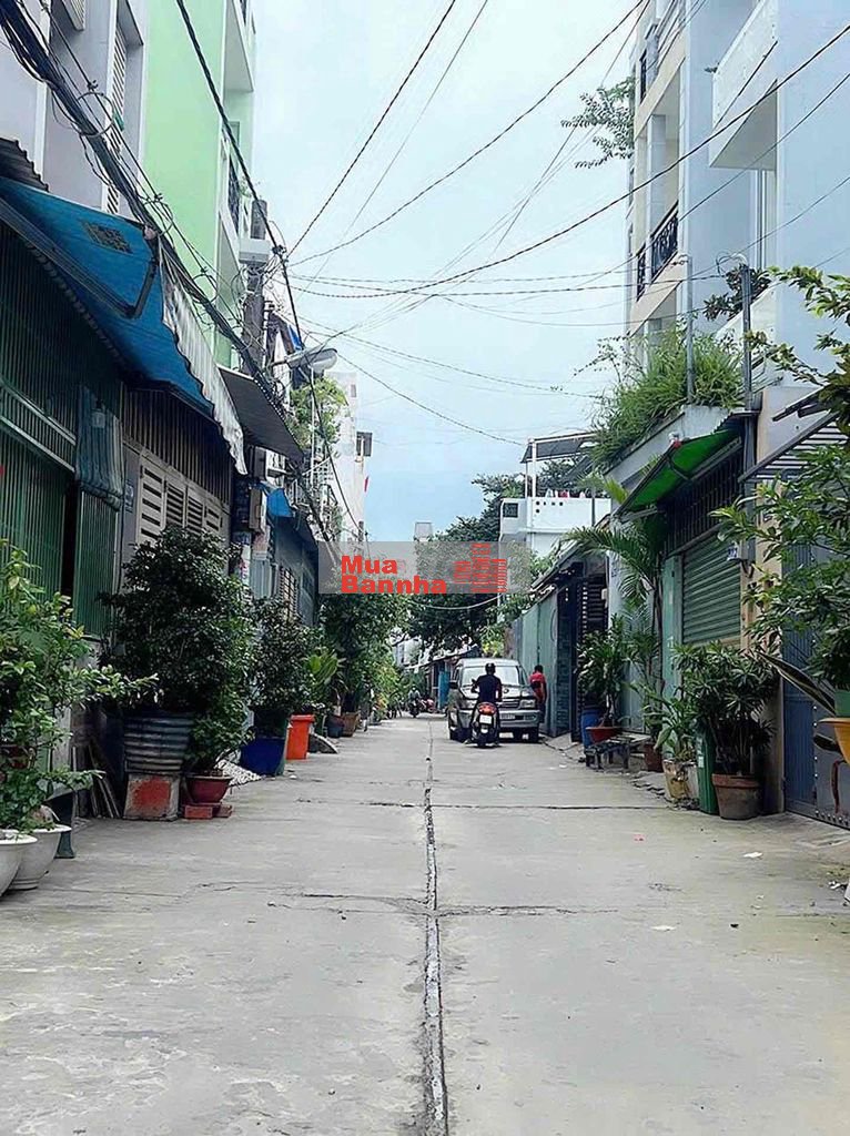 Bình Tân ngay hương lộ 2 , 2 tầng 4,5x10 hẽm oto giá chưa tới 5ty