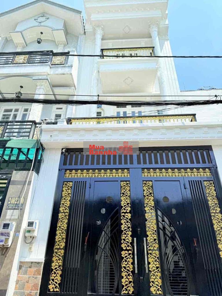 Nhà HXH - 4,5m x 14m Đúc 1 Trệt 3 Lầu ngay chợ HIệp Thành