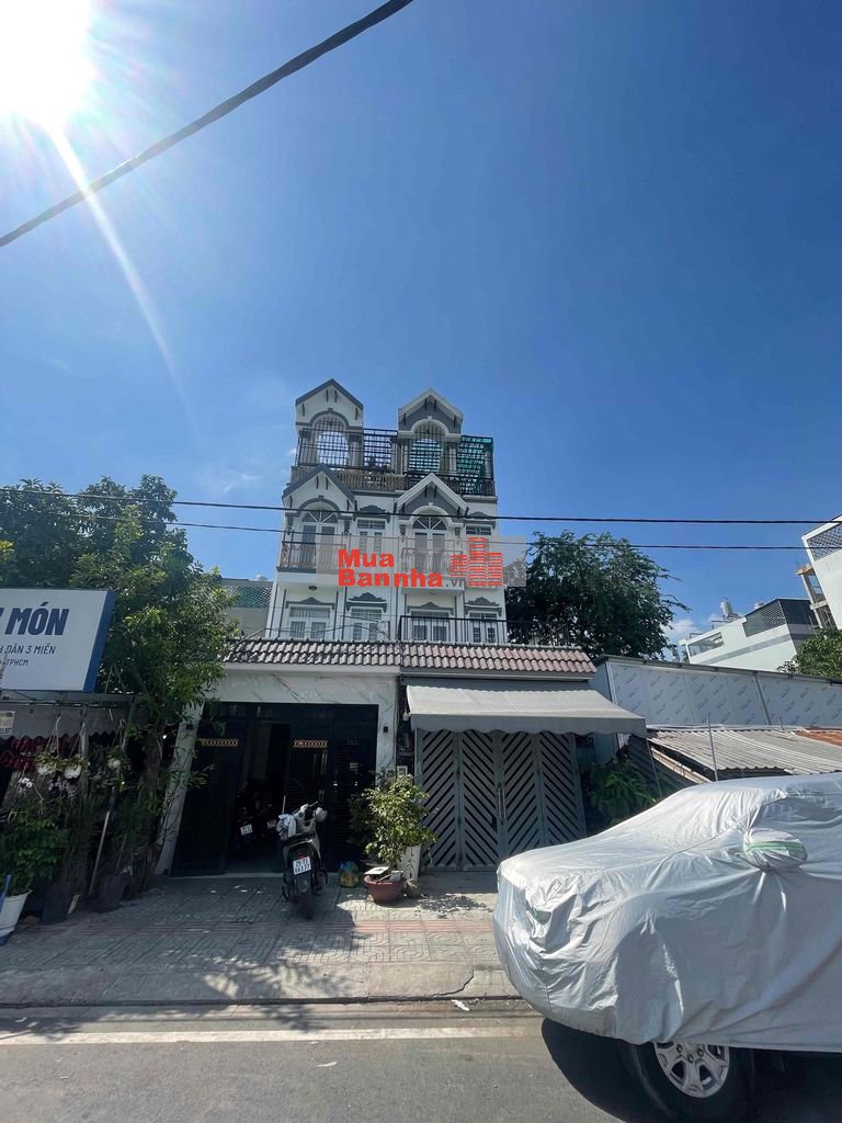 NHÀ PHỐ HIỆN ĐẠI VỊ TRÍ ĐẮC ĐỊA - ĐƯỜNG 20M HUỲNH TẤN PHÁT DÂN TRÍ CAO