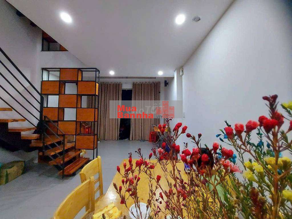 Bán nhà phường Phú Hữu vị trí đẹp pháp lý rõ ràng an ninh đông đúc