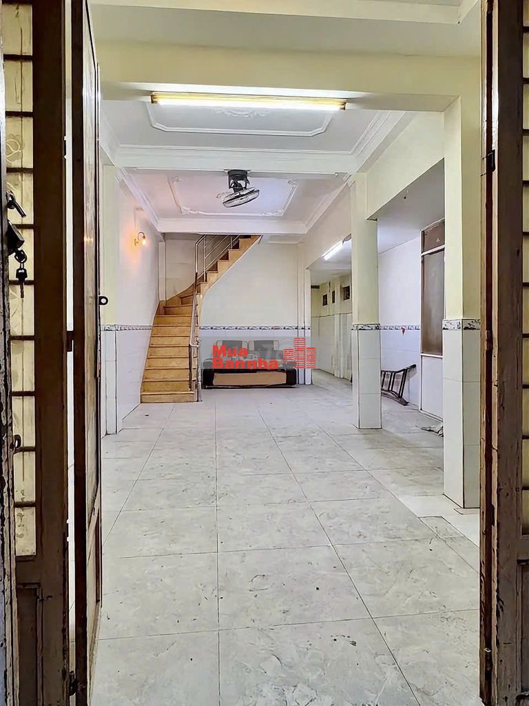 Nhà hẻm xe hơi kinh doanh- Gần chợ Bà Chiểu