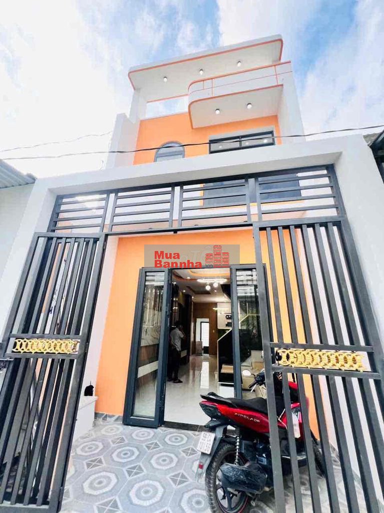 Nhà Mới 1 Lầu 4 x 13m , 2PN 2WC Full Nội Thất Ngay Ngã Tư Gia Bảo SHR