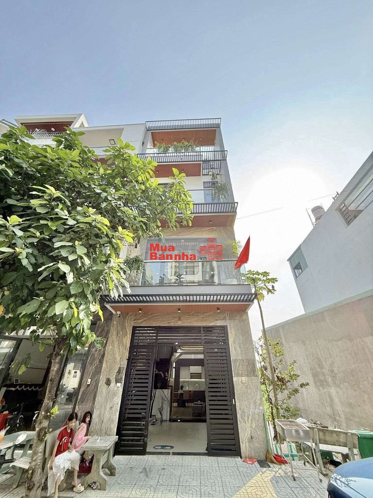 Nhà xây ở 4,5x14m Nội thất An Cường đường 12m Lê Thị Riêng