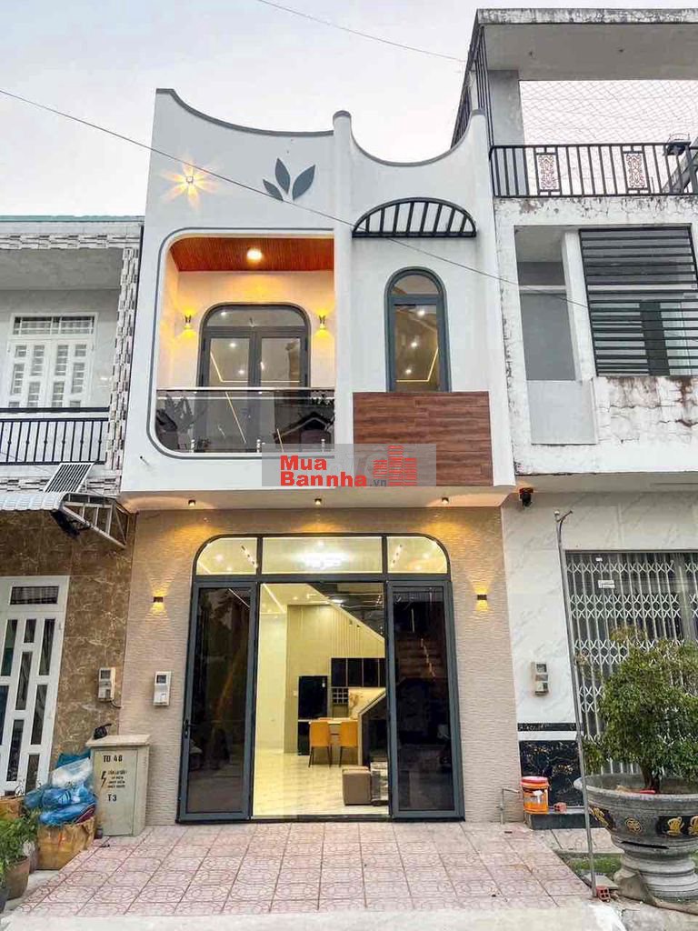 BÁN NHÀ TRỆT LẦU (TTVH TÂY ĐÔ)