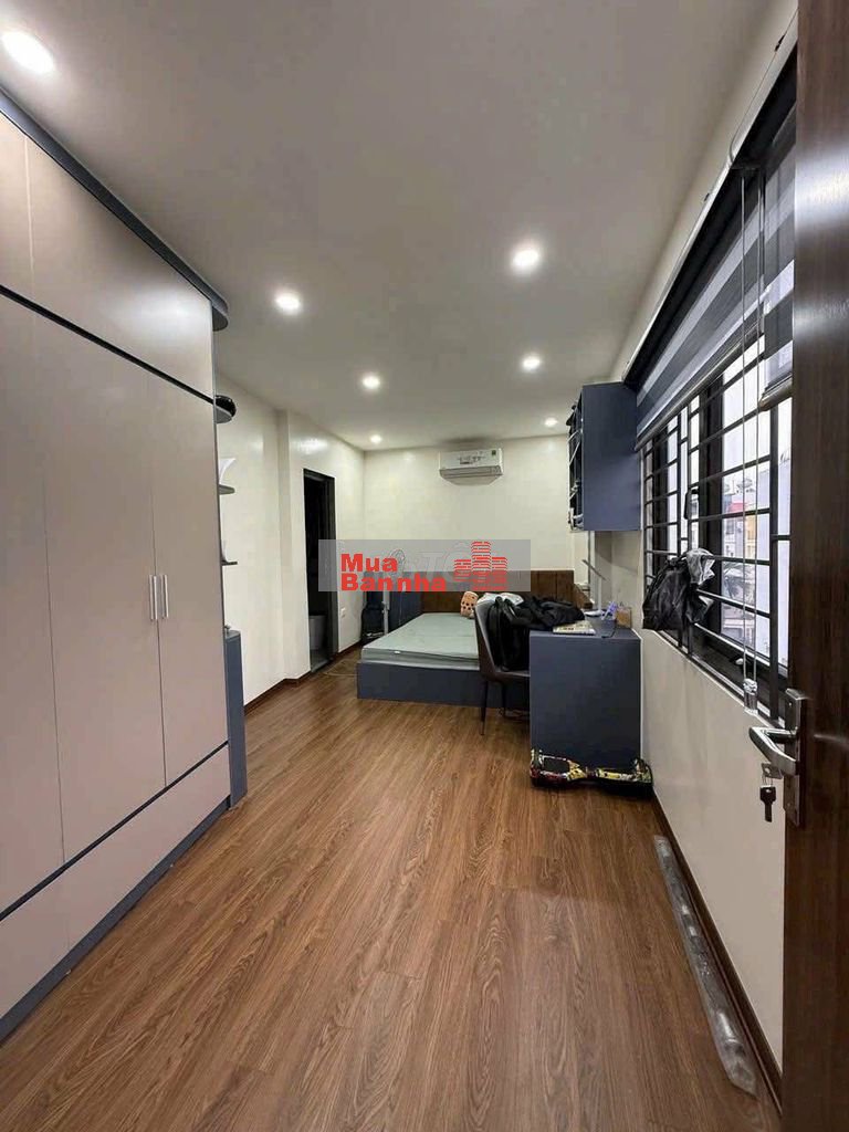 BÁN NHÀ THẠCH BÀN DÂN XÂY Ở 35M 5T FULL ĐỒ NHƯ HÌNH GIÁ 6,5 TỶ CTL