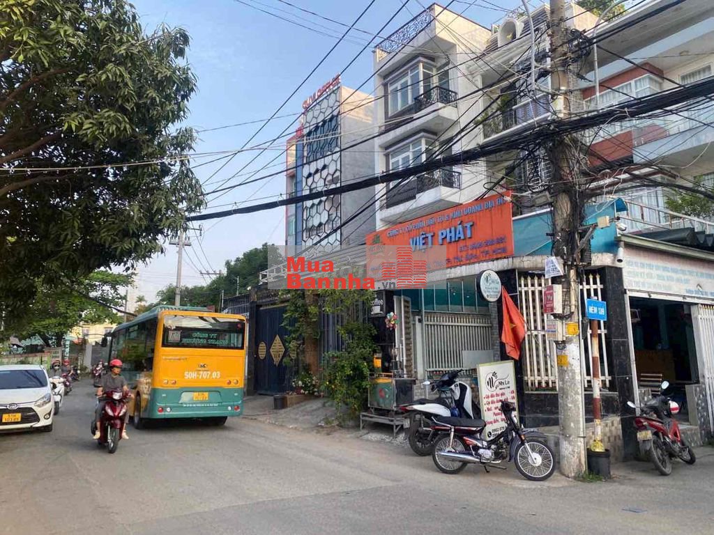 Bán nhà măt tiền đường 11 trường thọ , thủ đức