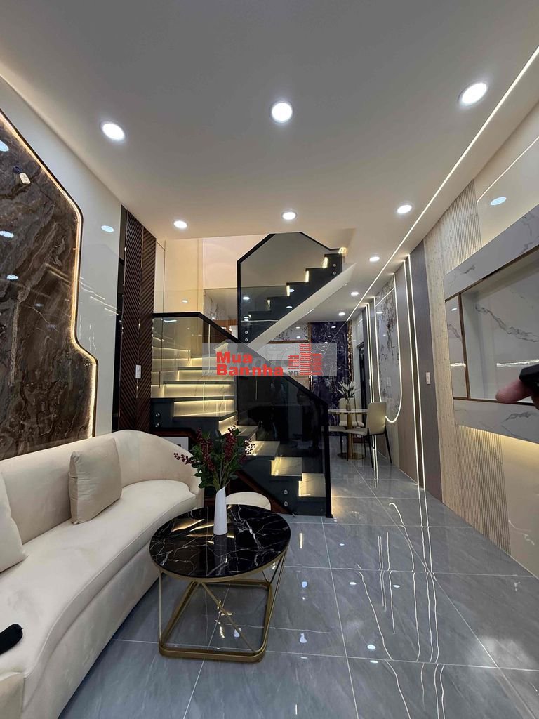 BÁN NHÀ NHỈNH 4 TỶ- GỒM 3 PHÒNG NGỦ-- GÒ VẤP