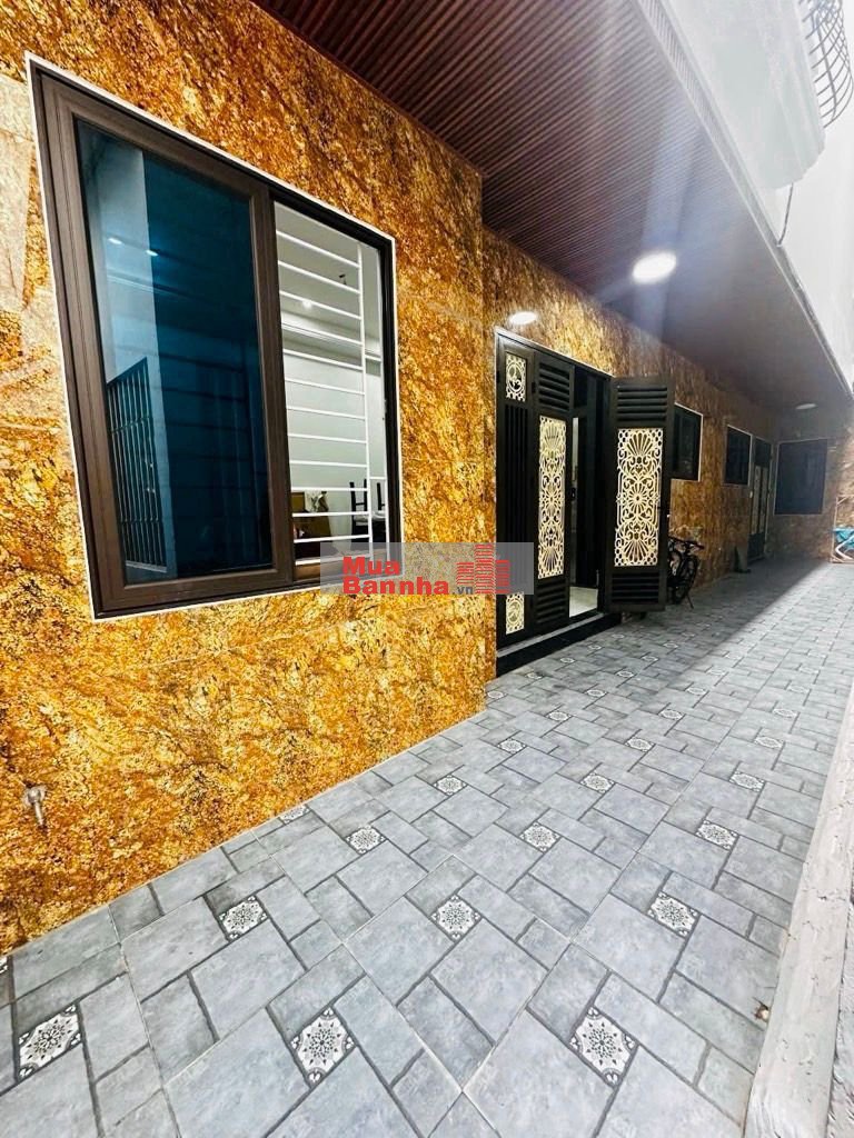 CHÍNH CHỦ BÁN NHÀ 7 TẦNG, THANG MÁY- PHẠM VĂN ĐỒNG- CỔ NHUẾ.