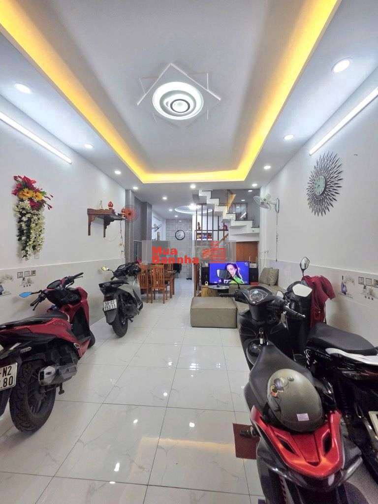 BÁN NHÀ LÊ VĂN QUỚI - 50M2 - HẺM XE HƠI - 4.5 TỶ