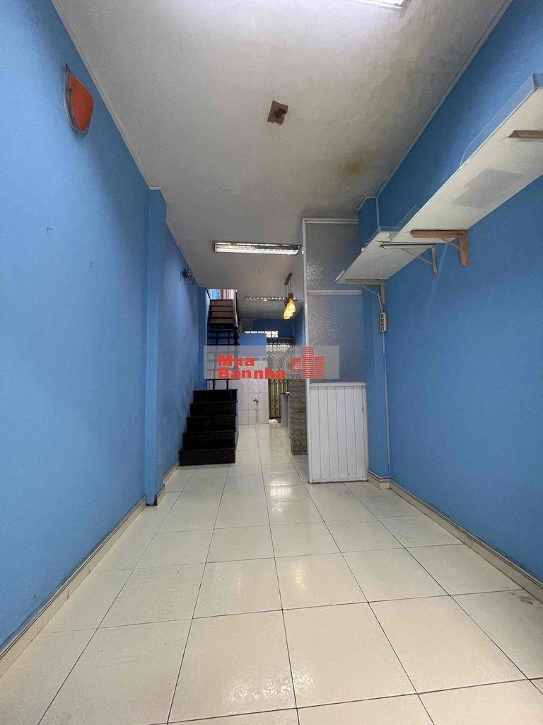 CẦN BÁN GẤP NHÀ HẺM 3M BÀ HẠT P9 Q10.