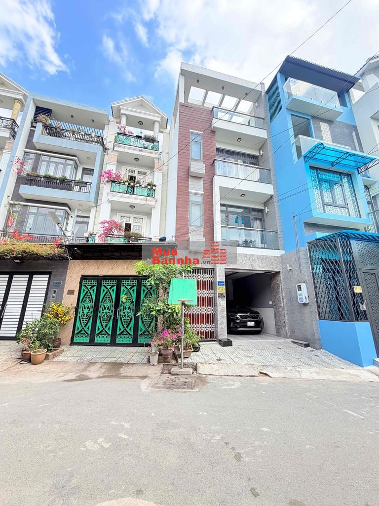 BÁN NHÀ 3 LẦU Sát CHỢ BÌNH TRIỆU GIGAMALL