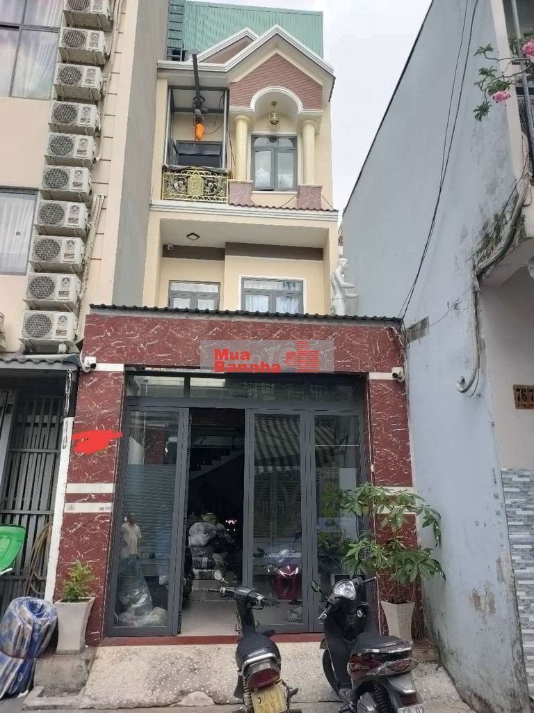 cần bán gấp nhà Lê Văn Phan trung tâm quận Tân Phú