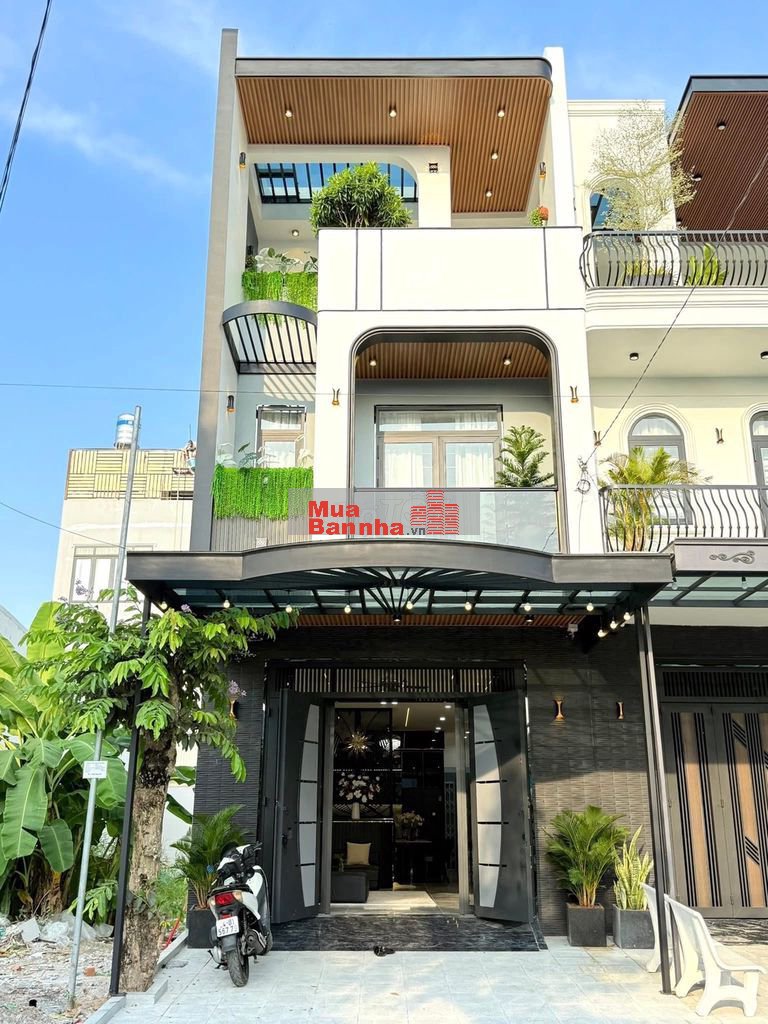 BÁN NHÀ TẶNG NỘI THẤT ngay cổng Mỹ Phước 3, Bến Cát Trả 800tr nhận nhà