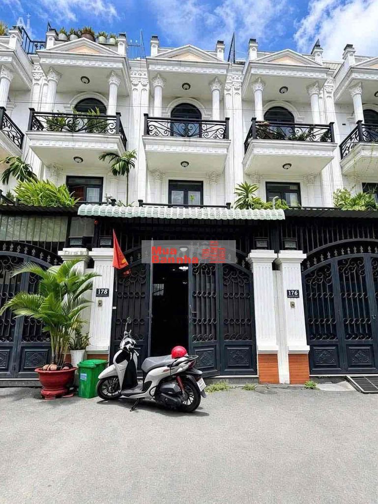 tôi cần bán nhà trả nợ ngay ngã 4 ga đường oto