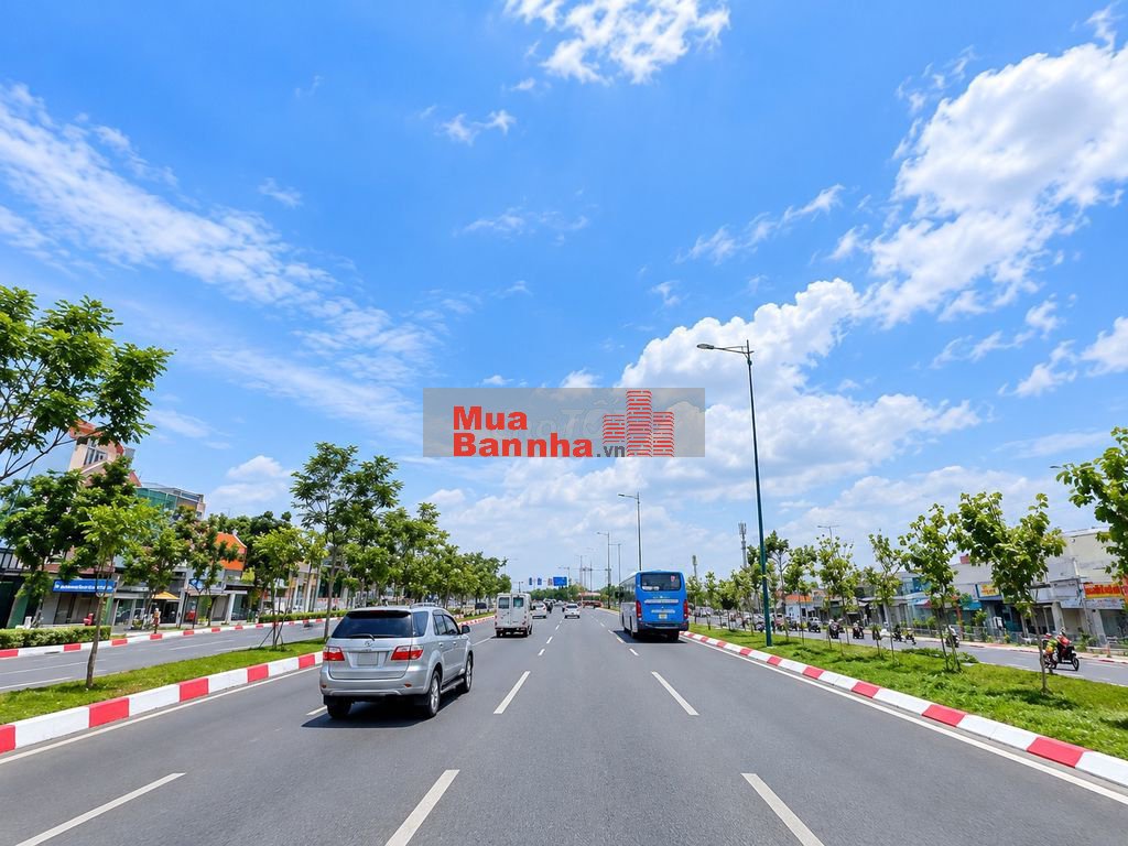 Nhà cấp 4 hẻm xe hơi 76m2 ngang 4,5m cần bán gấp trả bank