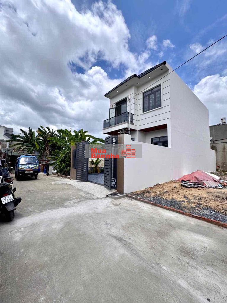 BÁN NHÀ 6M x 22M SHR 1 LẦU SÀN BTCT và MÁI NHẬT