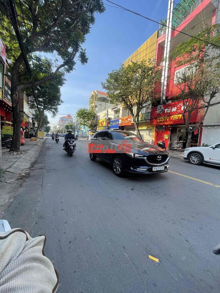 116m2(5x23)Nhà MẶT TIỀN 3 tầng 5PN đường 10m CÓ LỀ khu vip Bàu Cát