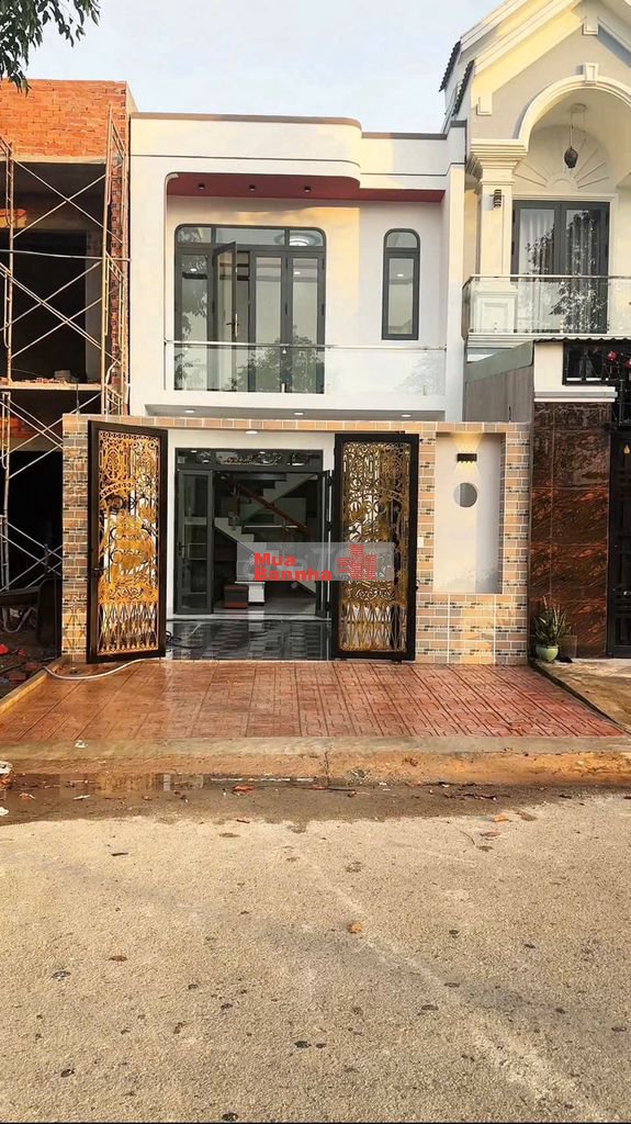 Bán Nhà Trệt Lầu Đường Nhựa 8m Tại Thới Hòa Kế Bên Cổng KCN Mỹ Phước 3