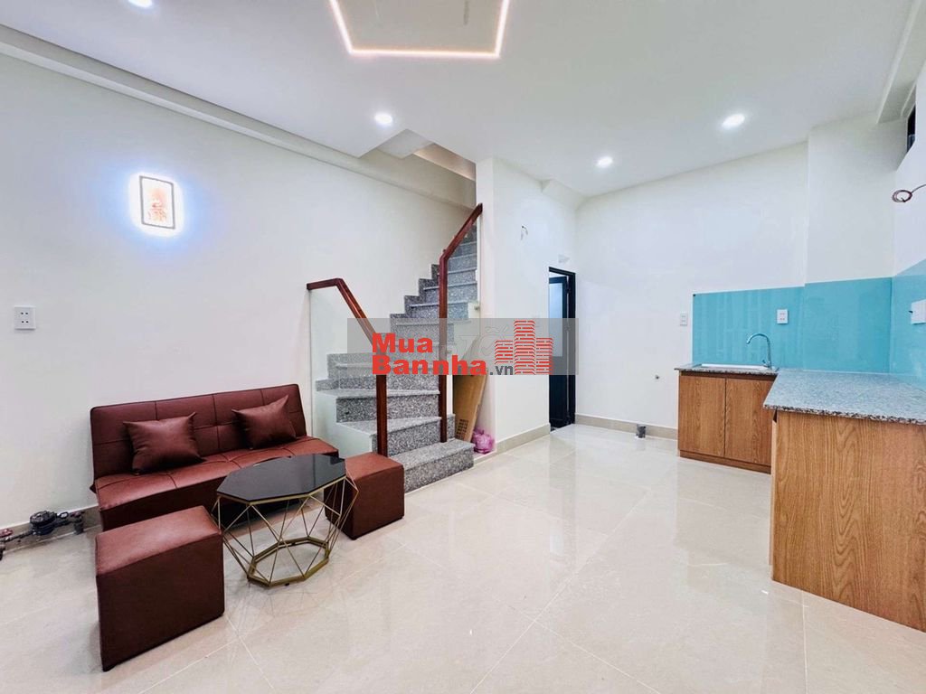 Chỉ 3,96 tỷ, nhà mới 3 tầng Lê Văn Duyệt, Bình Thạnh