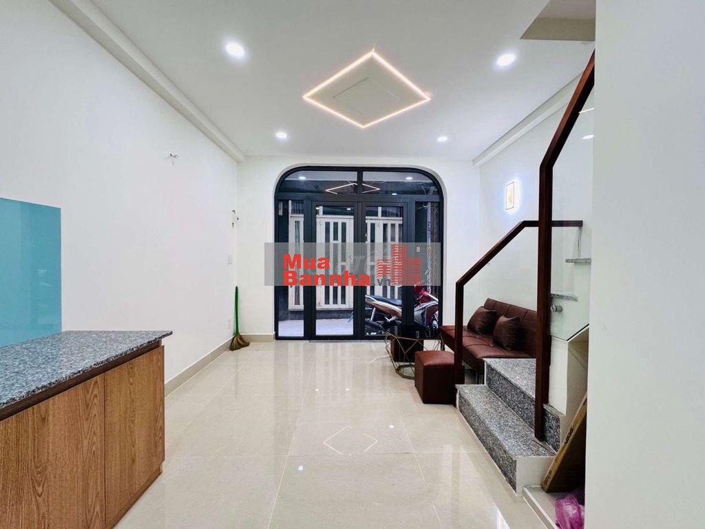 Chỉ 3,96 tỷ, nhà mới 3 tầng Lê Văn Duyệt, Bình Thạnh