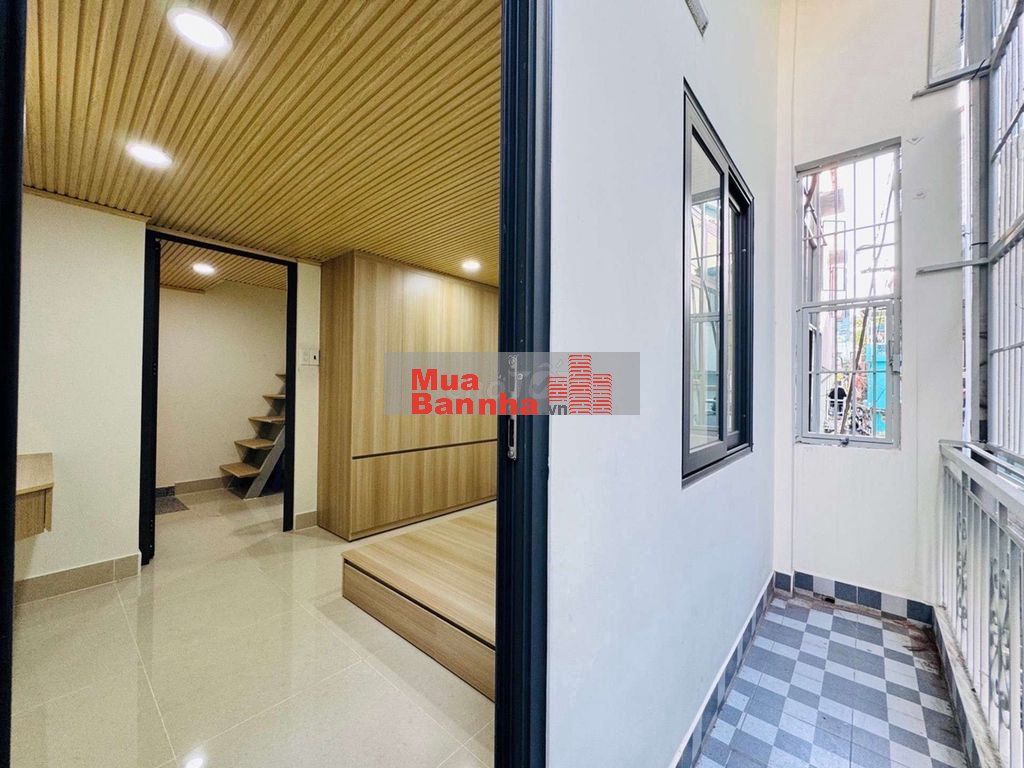Chỉ 3,96 tỷ, nhà mới 3 tầng Lê Văn Duyệt, Bình Thạnh