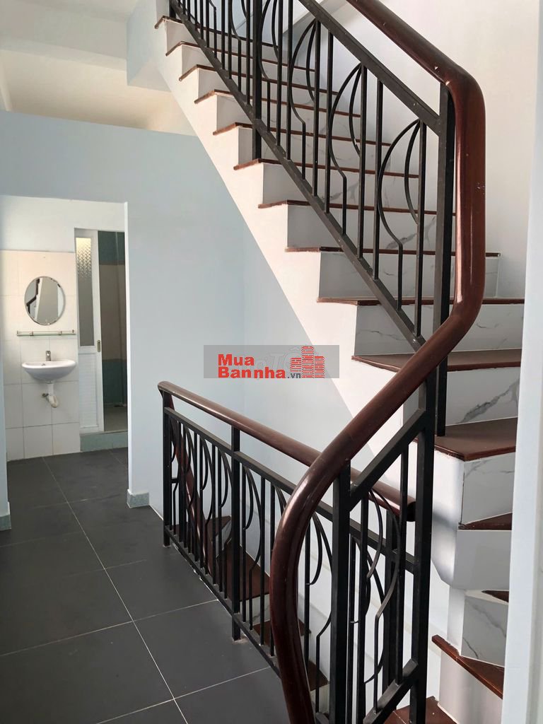 Chính chủ bán nhà 372/5 Phạm Văn Chí, Q6. DT: 3x12m, 2 lầu sân thượng