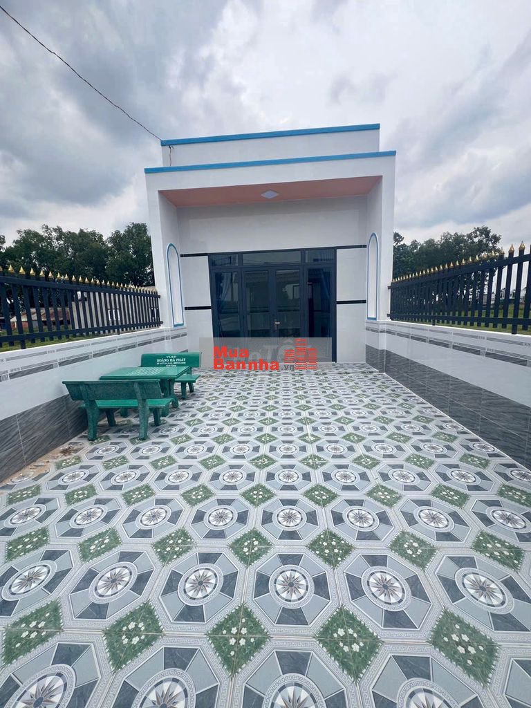 CẦN BÁN GẤP CĂN NHÀ ẤP GIỒNG LỚN
