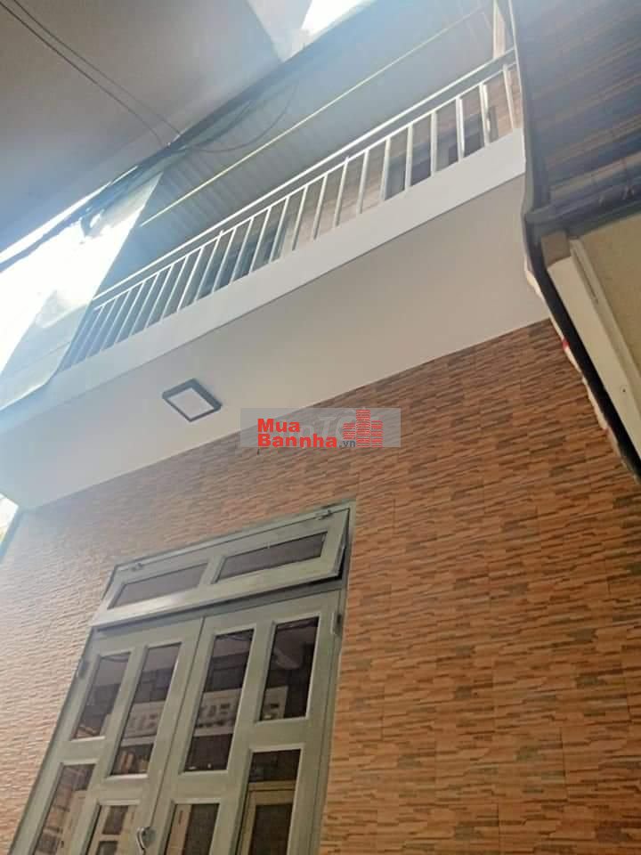 Bán nhà nguyên căn hẻm rộng đường lớn Trần Quang Diệu, Quận 3