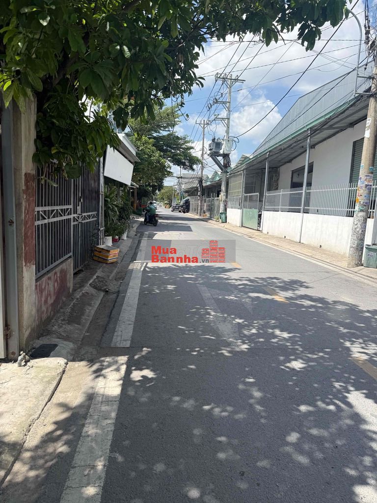 Bán nhà MT Cầu Ba Phụ Q12