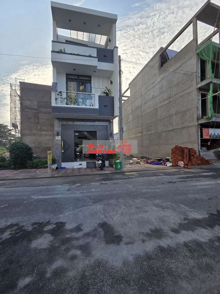 Vị trí đẹp nhựa 13m có lề 131 An Dương Vương P.An Lac tphcm